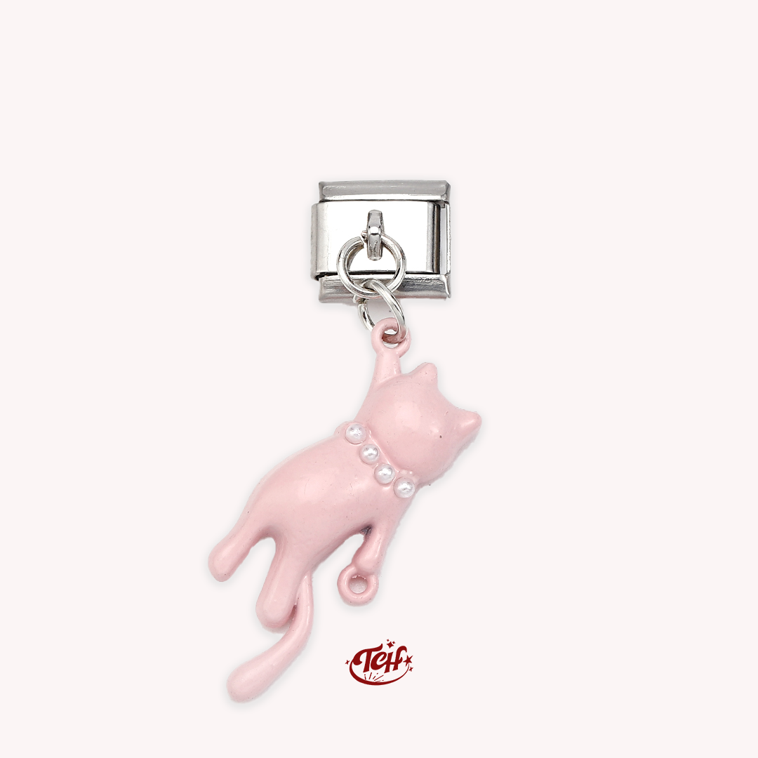 The Pinky Cat Pendant Charm | Silver