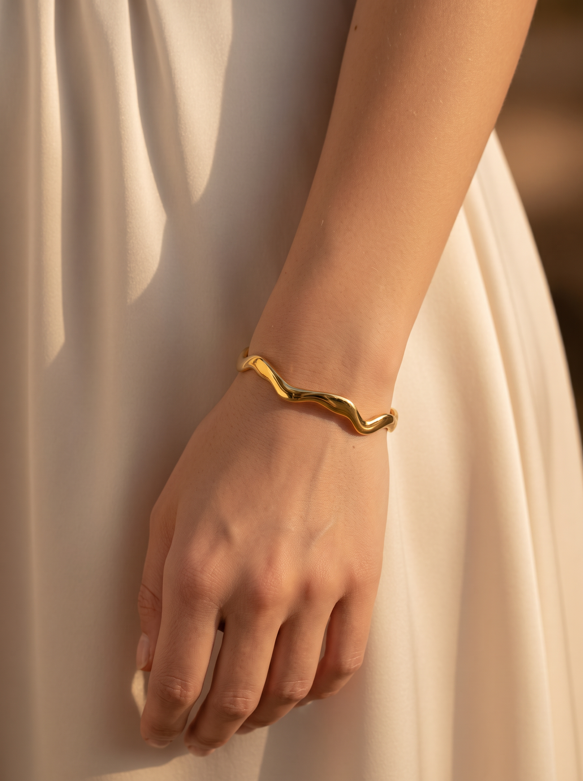 The Serpent – 18K Gold Sculptural Bangle Bracelet