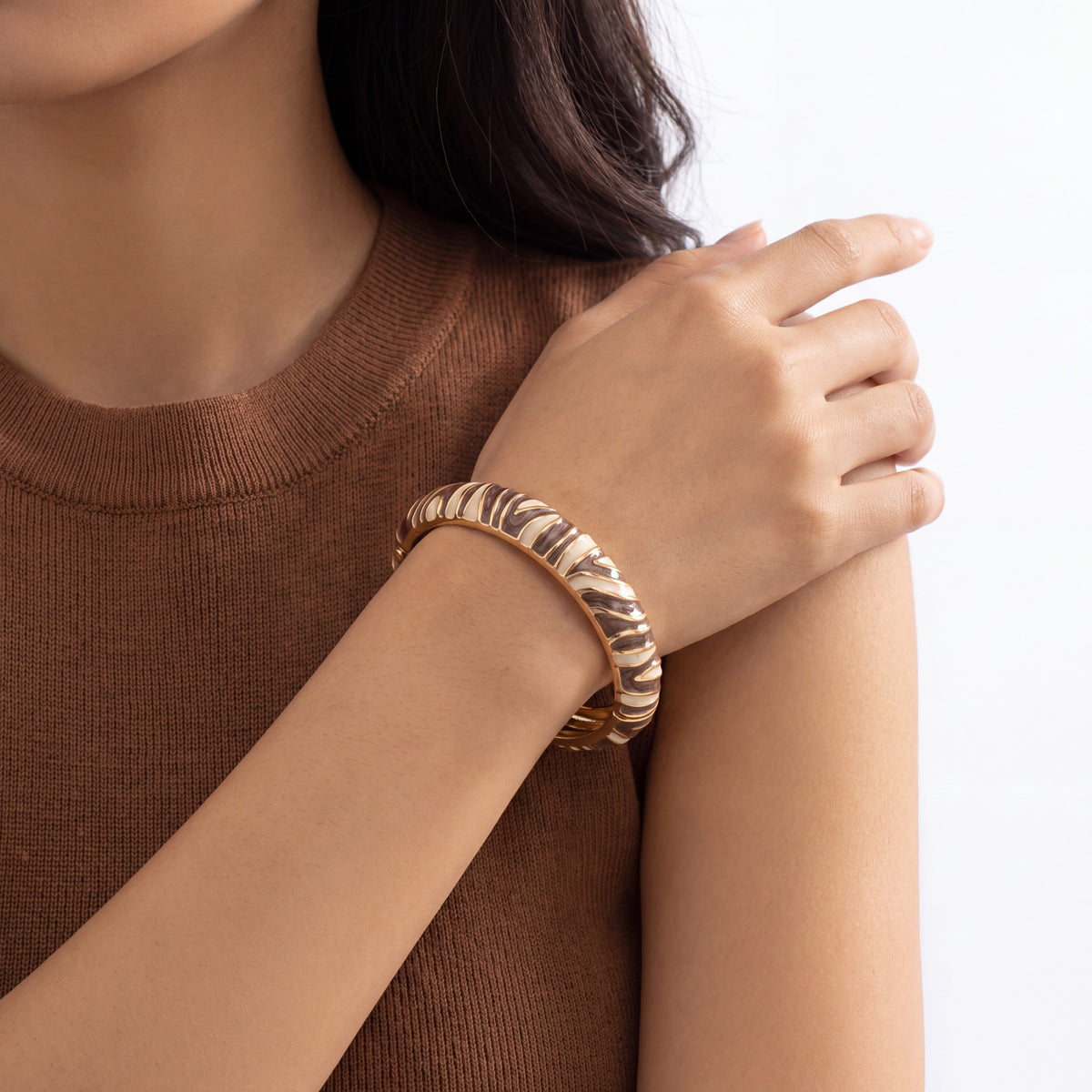 The Golden Ripple Bangle