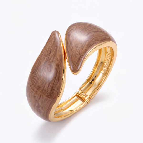 The Sculpted Allure Bangle